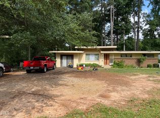 2112 Piney Plains Rd, Cary, NC 27518