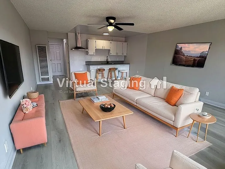 4265 S Hoover St — Photo 1