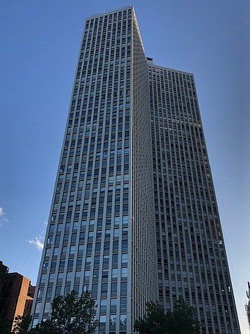 1st image of 2626 N Lakeview Ave APT 804
