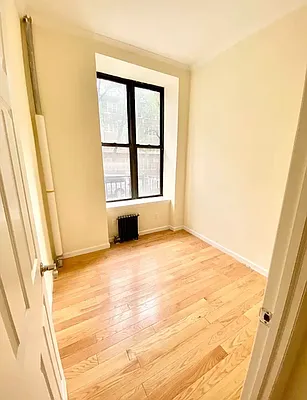 Rented by Compass | media 13