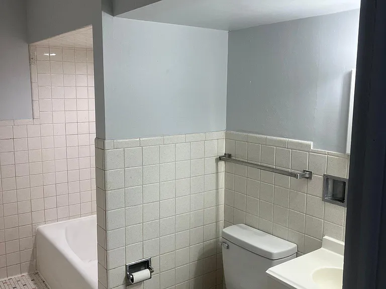 750 Halsted Rd #1 — Photo 7