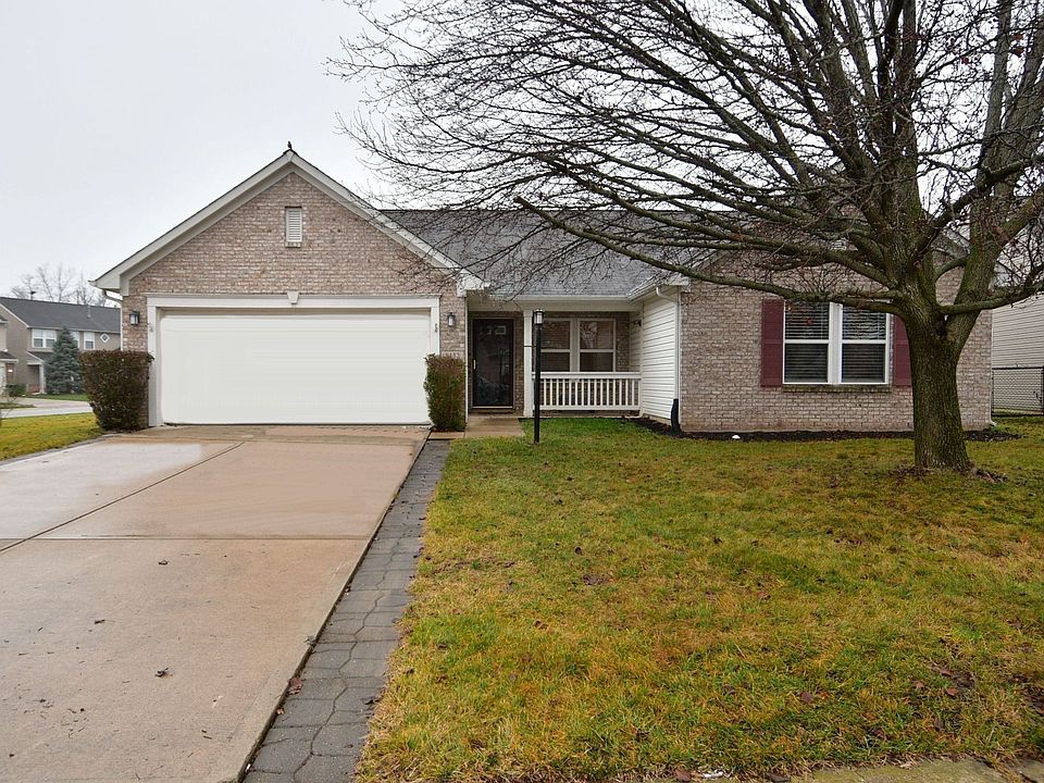 1st image of 5432 Wood Hollow Dr