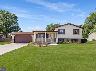 29 Allen Dr, Hanover, PA 17331