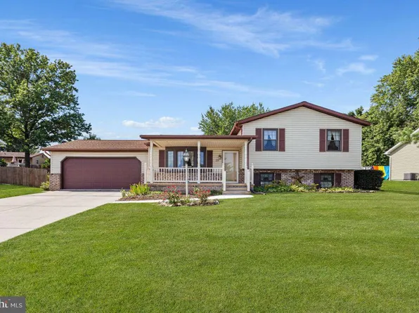 29 Allen Dr, Hanover, PA 17331