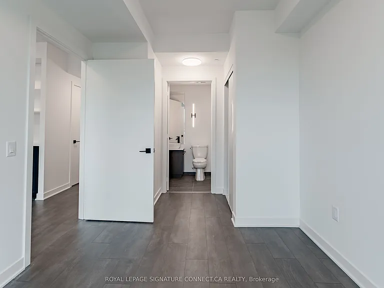 1185 Dupont St #421 — Photo 17