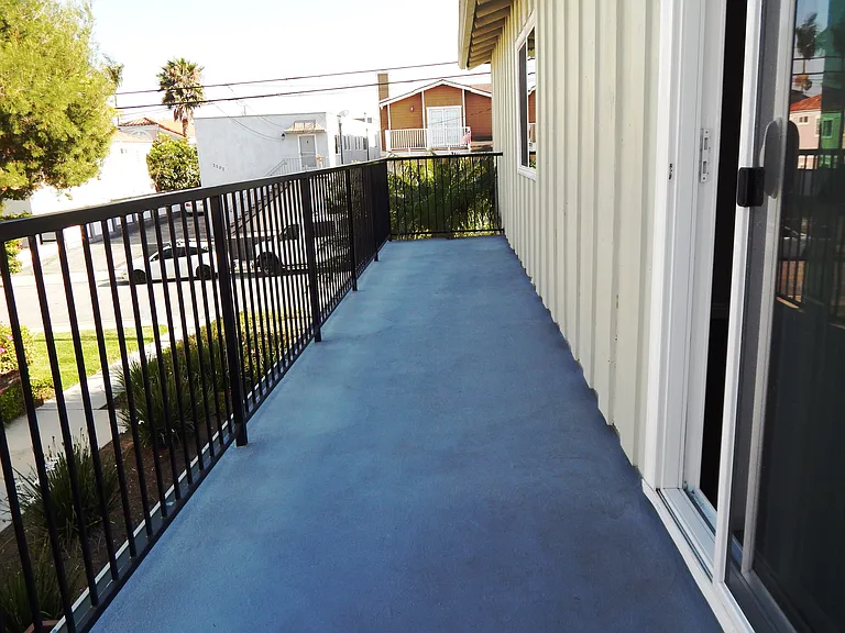 2101 Curtis Ave #4 — Photo 13