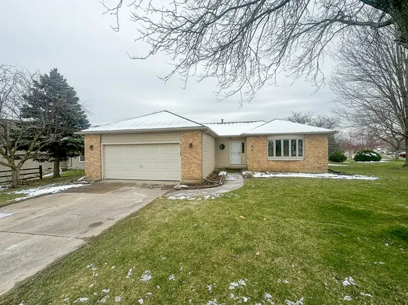 4715 Overland Trl, McHenry, IL 60050
