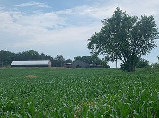 1130 S Walnut St, Upton, KY 42784