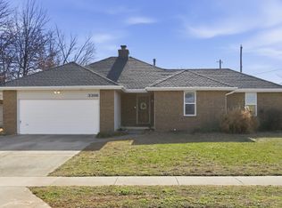 3398 W Roxbury Street, Springfield, MO 65807