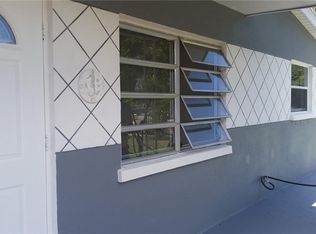 966 Sunrise Dr, Tarpon Springs, FL 34689