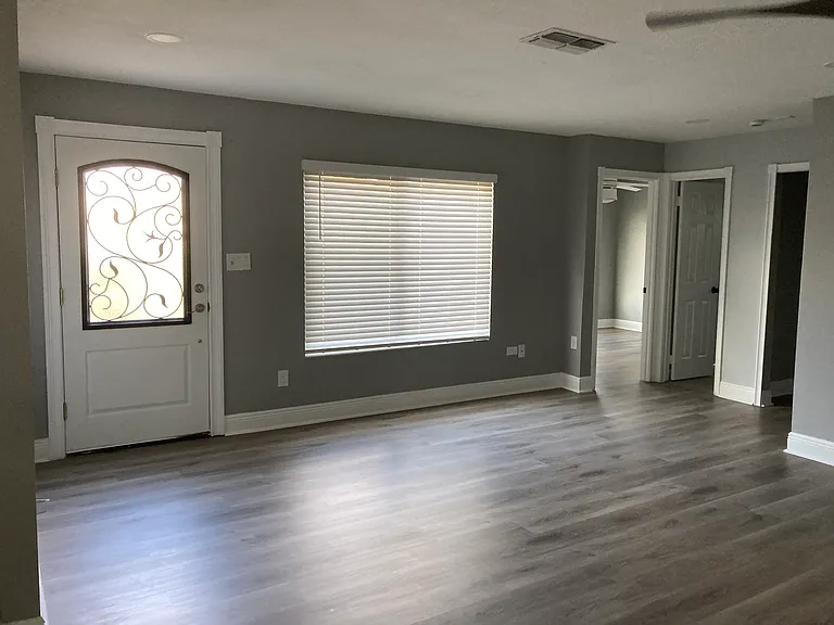 10606 Whitman Cir — Photo 36