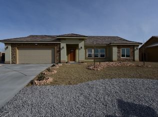 4771 E Honey Locust, Pahrump, NV 89061