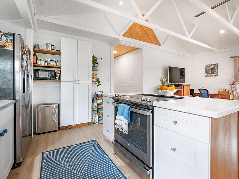 616 Hana Hwy — Photo 10