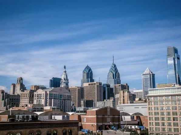 1031 Spring St, Philadelphia, PA 19107