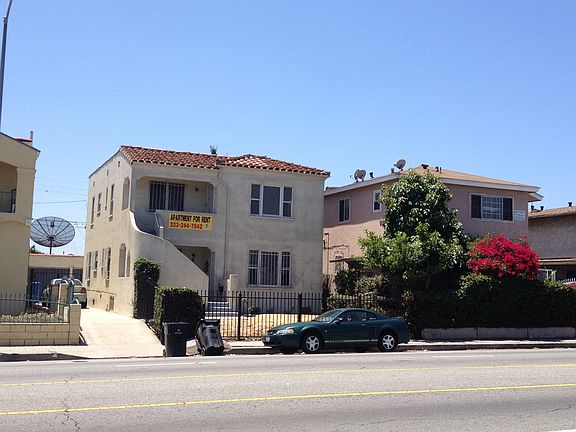 2nd image of 814 W Imperial Hwy