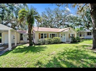 807 S 15th St, Palatka, FL 32177