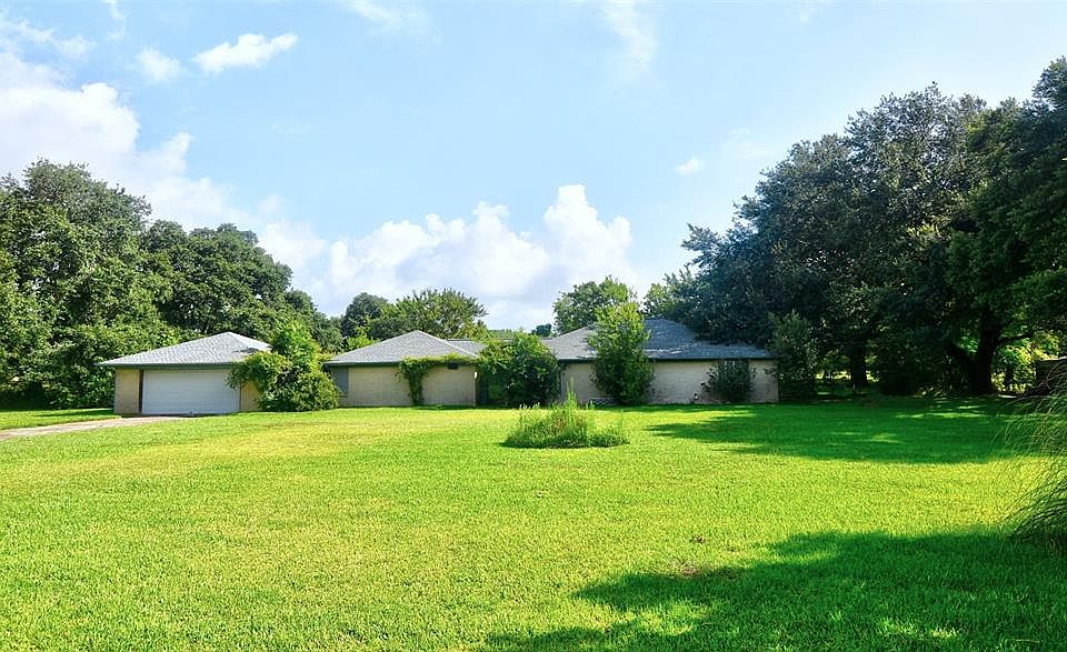 1st image of 3811 Kristen Dr
