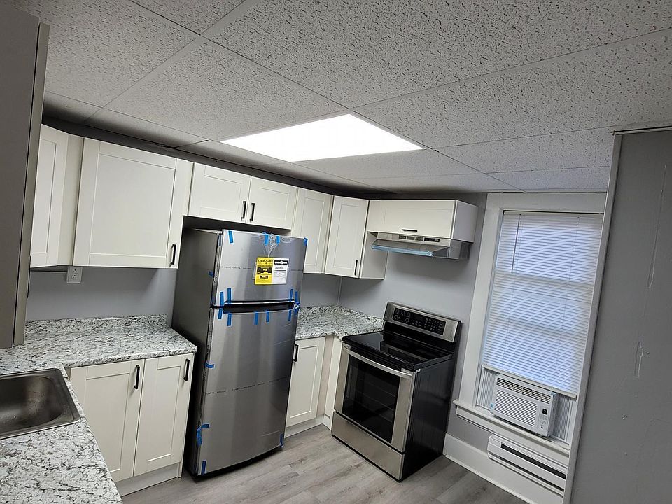 1st image of 1104 Morgantown Ave #2