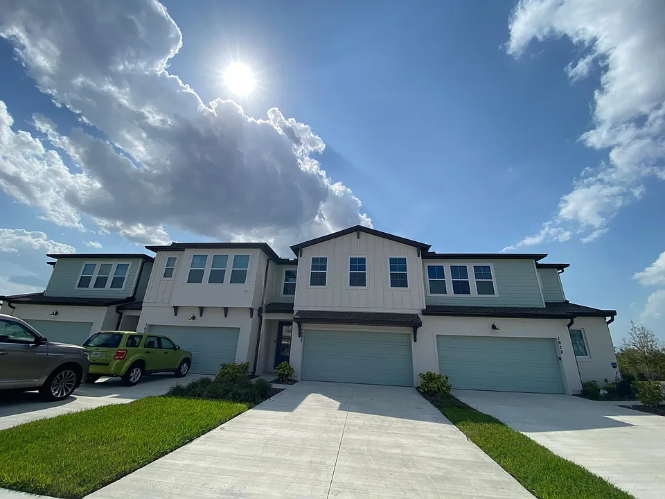 1622 Sanibel Dr
