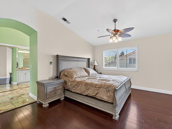 4th image of 34237 Torrey Pine Ln