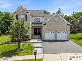 43 Eldorado Way, Monroe Township, NJ 08831