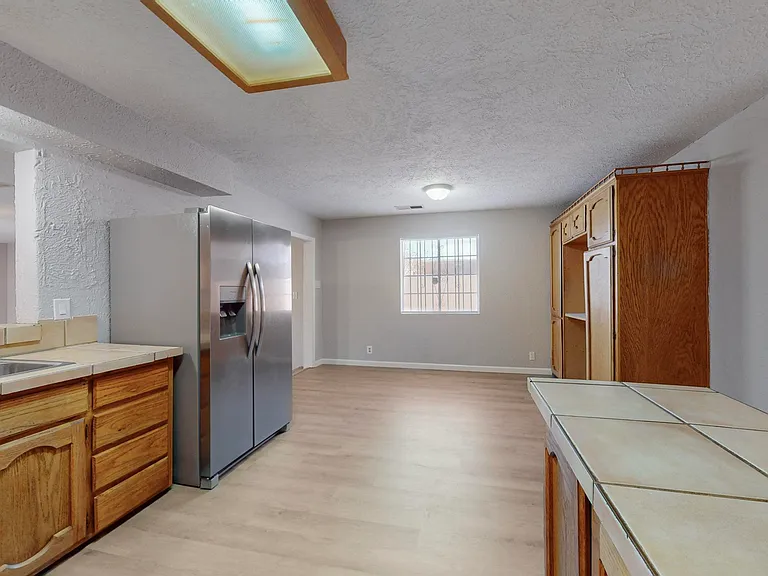 2551 Aspen Ave NW #B — Photo 9