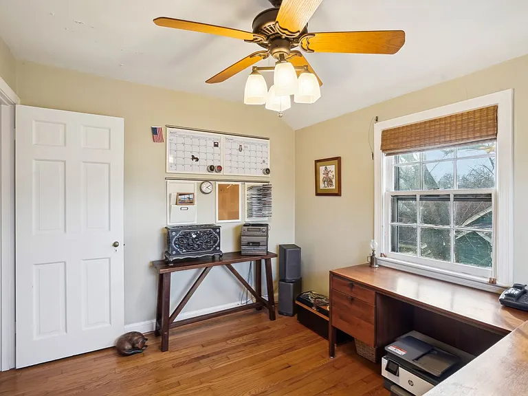 216 E Nelson Ave — Photo 22