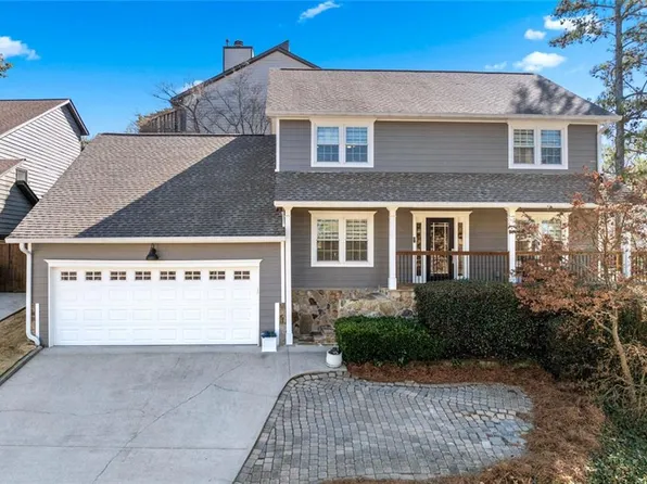 105 Kinross Ct, Roswell, GA 30076