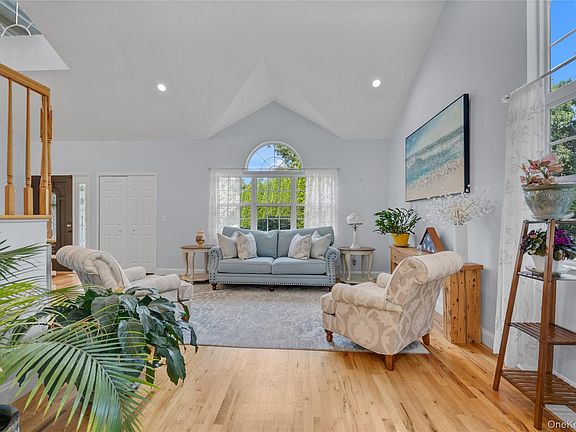 4th image of 43 Barrow Court