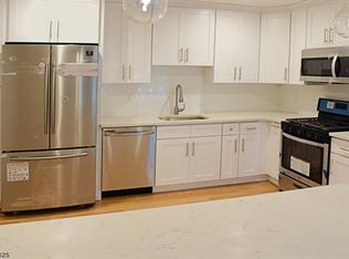 6 Keats Way, Morristown, NJ 07960