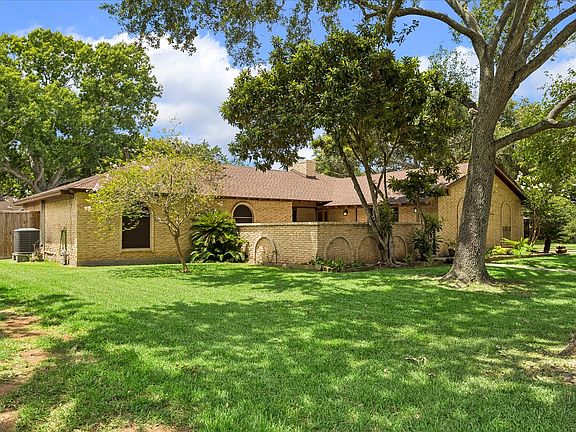 4th image of 3602 Pine Ct