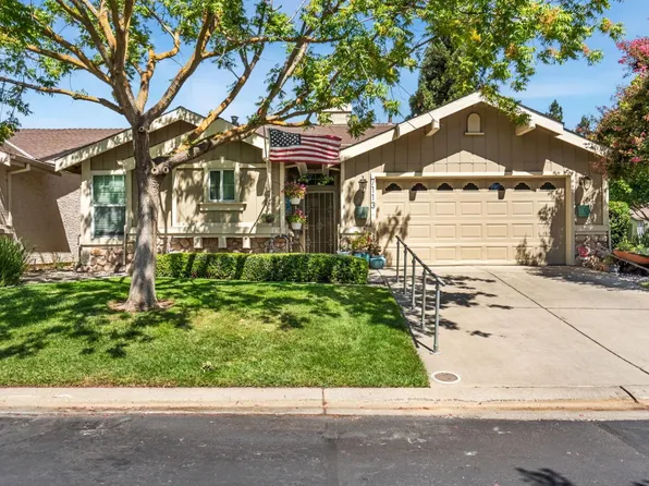 7113 Sunamber Ln, Sacramento, CA 95828