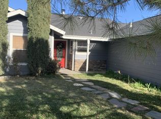 22134 Old Town Rd, Tehachapi, CA 93561