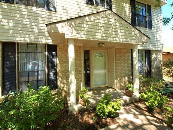 3rd image of 12200 Jill Sue Ct