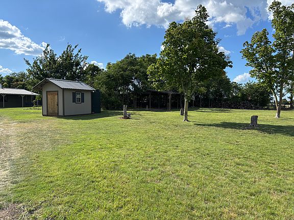 Home is located 8 miles North of FBG on Hwy 965.