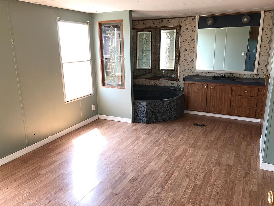 2nd image of 4253 Strobel Ln