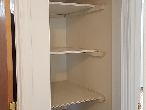 5th image of 207 10th St #A