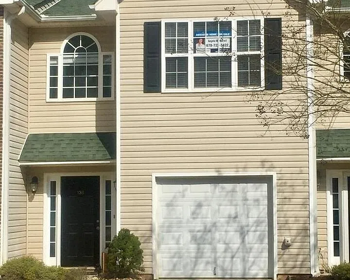 138 Creekwood Dr — Photo 1