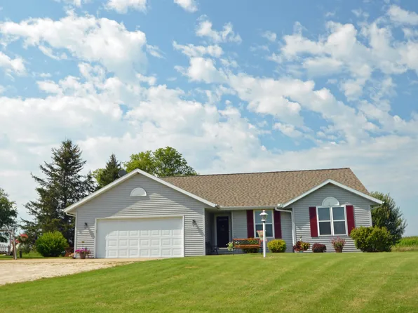 5424 Ronk Rd, Denmark, WI 54208