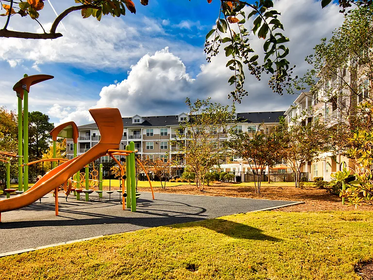 Solace Apartments — Photo 17