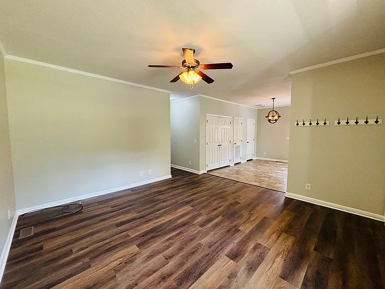270 John Lemley Ln — Photo 2