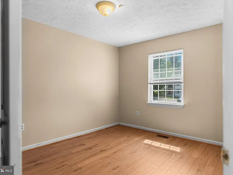 8514 Rheims Ct — Photo 20