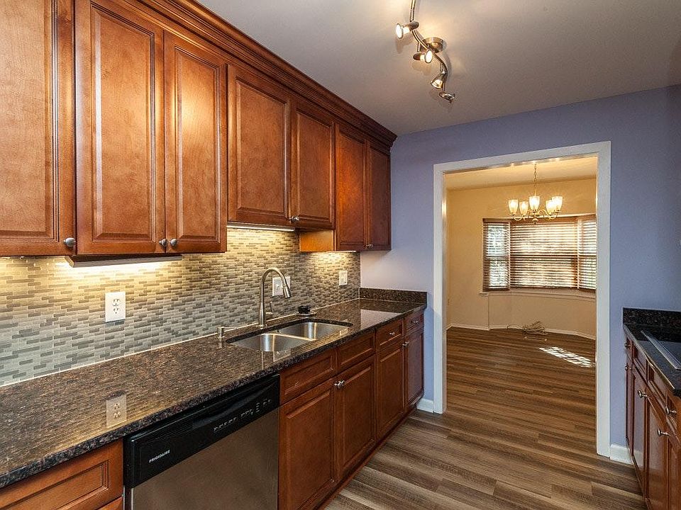 1st image of 5544 Paxford Ct