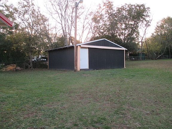 5th image of 1505 Jacksonville Dr