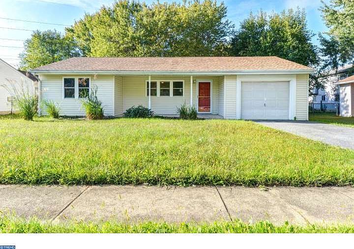 1st image of 101 W Shady Dr