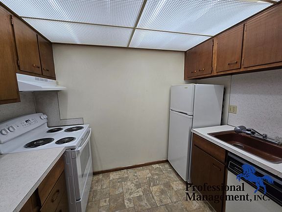 4th image of 211 N 34th St #17