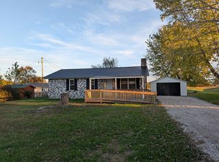 62 Hughes Fork Rd, McKee, KY 40447