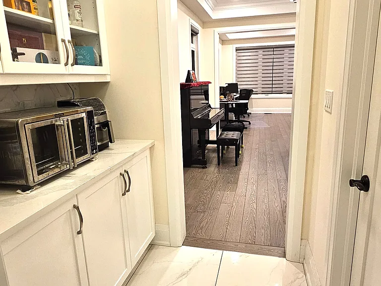 147 Hillsview Dr — Photo 6