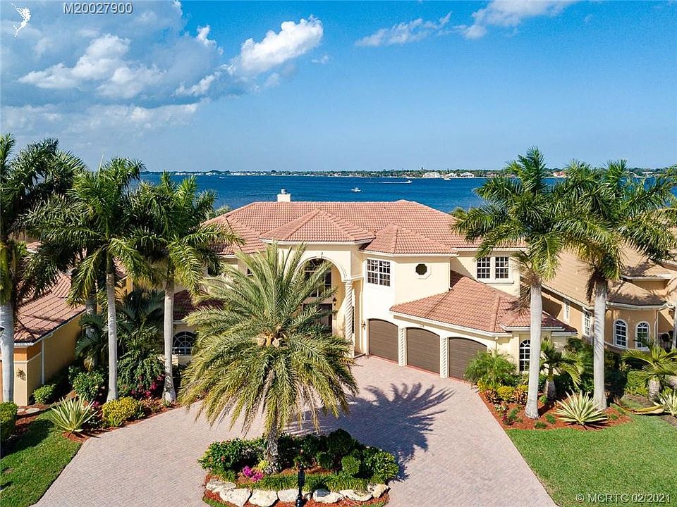 1st image of 178 SW Palm Cove Dr