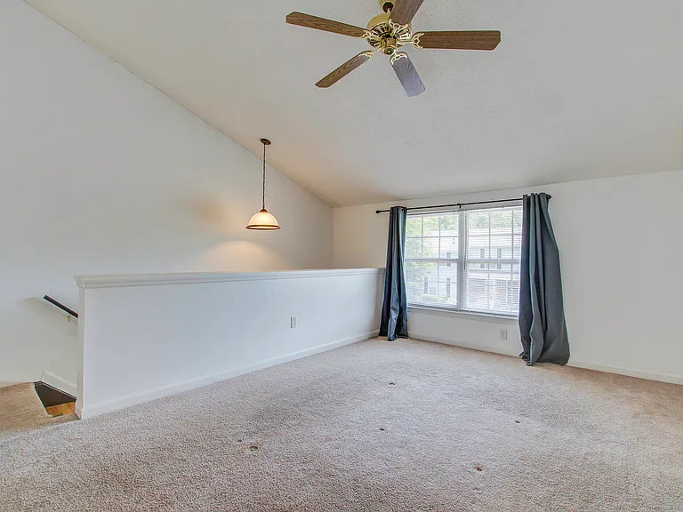 2494 Etiwan Ave — Photo 13